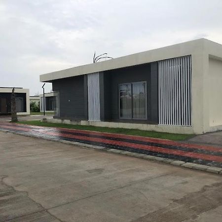 Bcm First World Indore Exteriör bild